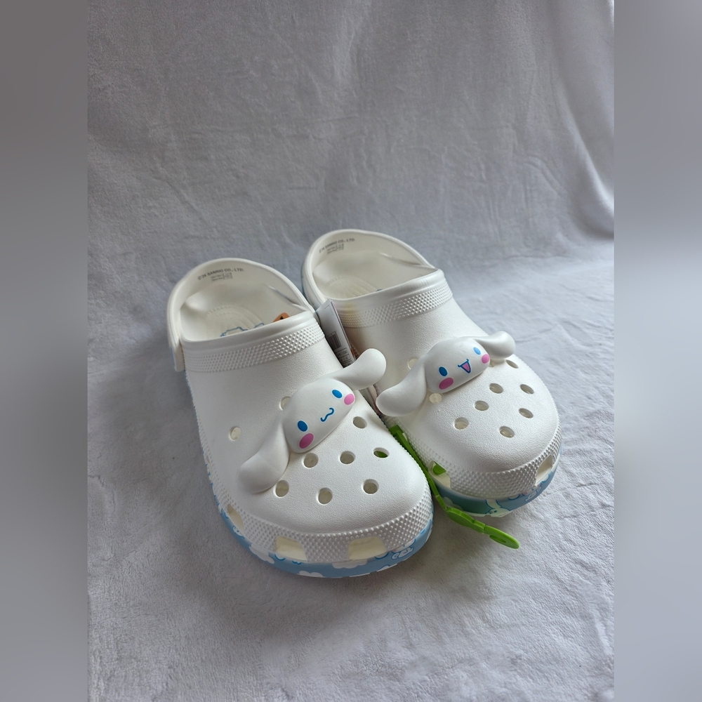 Hello Kitty & Friends Crocs Size 11